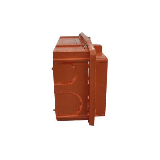 Dettagli tecnici scatola derivazione Ecova 6 posti con sistema di fissaggio e predisposizione cavi