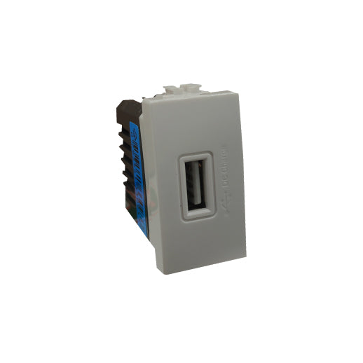 Presa USB da incasso bianca Joy 529B Mapam, compatibile con serie Matix. Dotata di 1 porta USB con uscita 5V/2A per ricarica rapida di smartphone e tablet