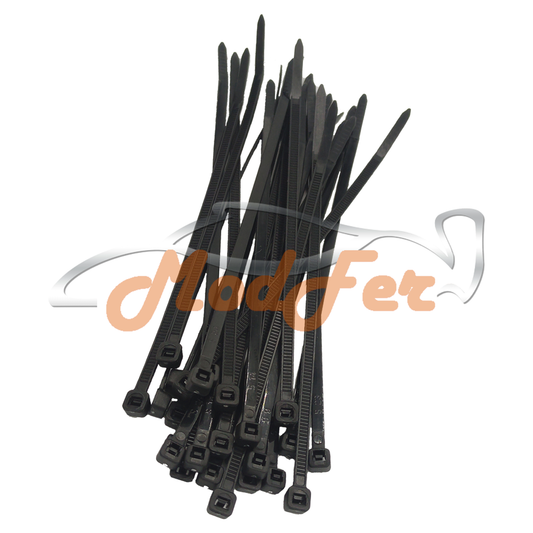 fascette nere per cablaggio in nylon 4,8x370 MM. 